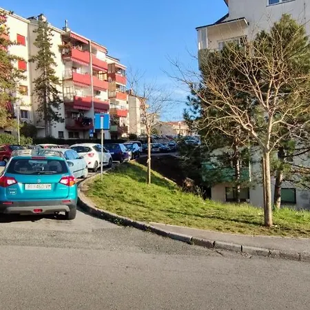 Apartament Green Corner *** *