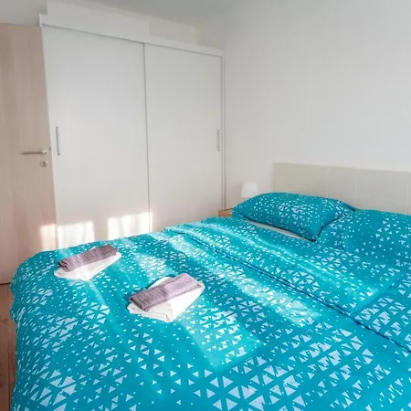 Apartament Green Corner ***